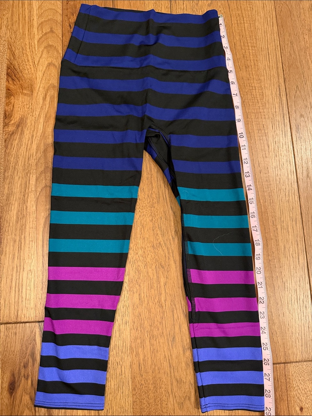 K-DEER Josephine Signature Stripe Capri Leggings Small | Blue Teal Purple Ombré